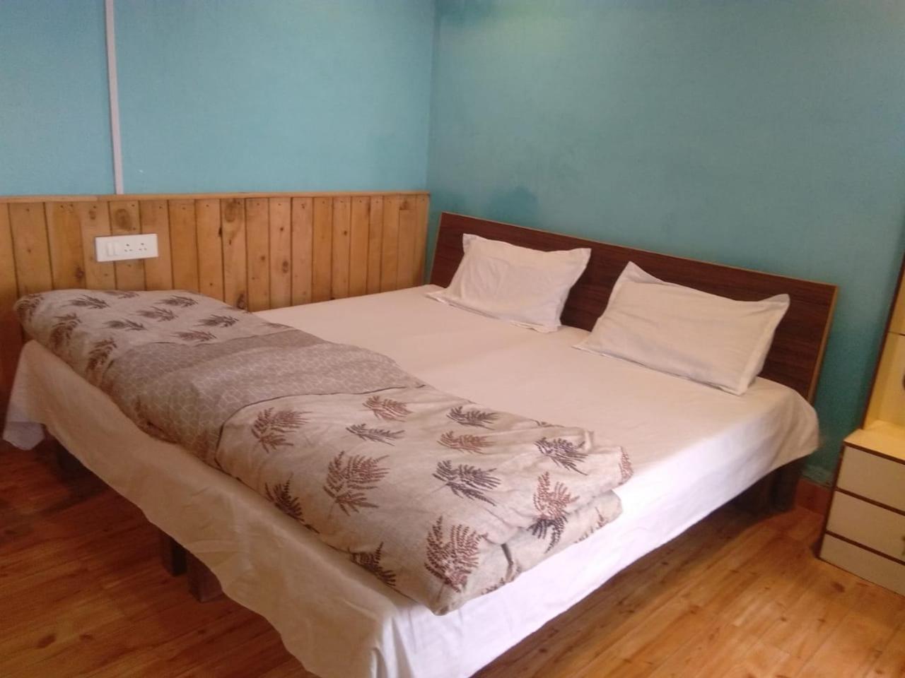 Ds Residency Homestay, Mohana Csakráta Kültér fotó